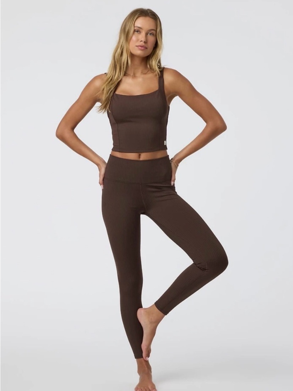 NWOT Vuori Inversion Rib Set of leggings and Top